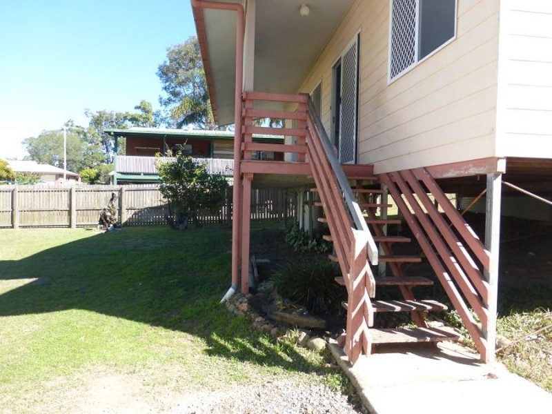 4 Loder Street, Southside QLD 4570