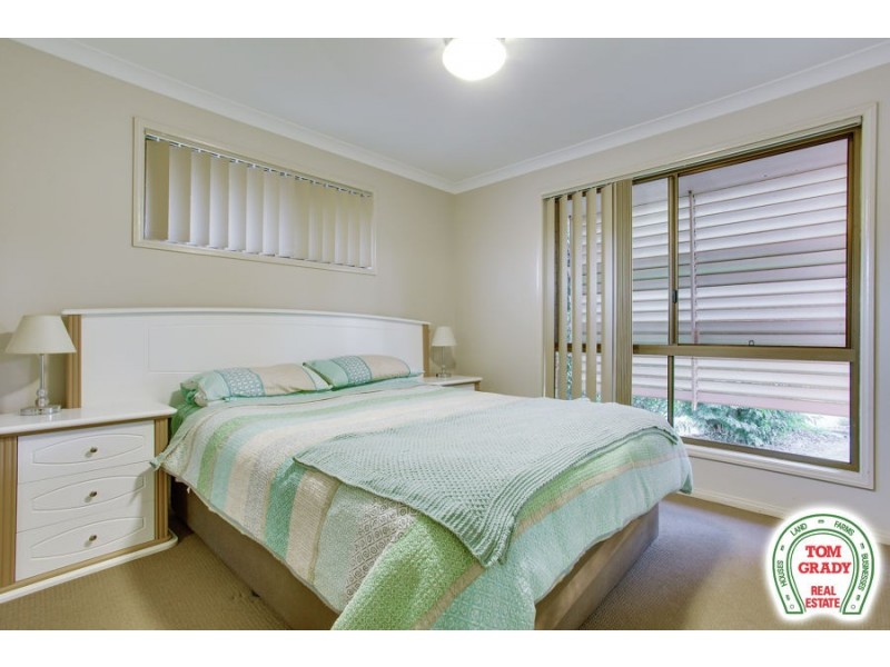 17 Koumala Road, Southside QLD 4570