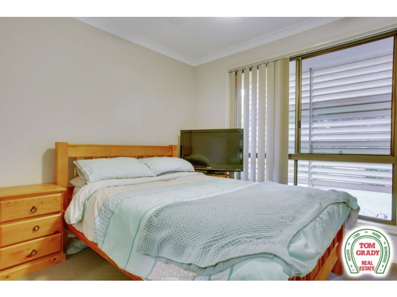 17 Koumala Road, Southside QLD 4570