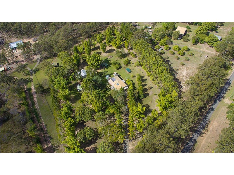 211 Hoopers Road, Curra QLD 4570