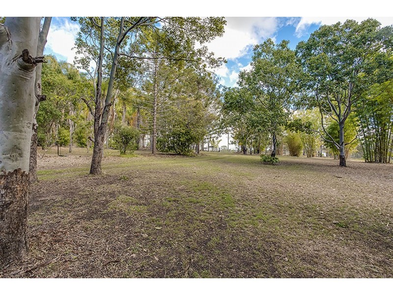 211 Hoopers Road, Curra QLD 4570