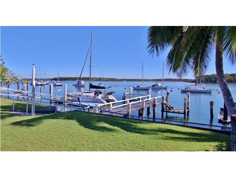 17 The Esplanade, Tin Can Bay QLD 4580