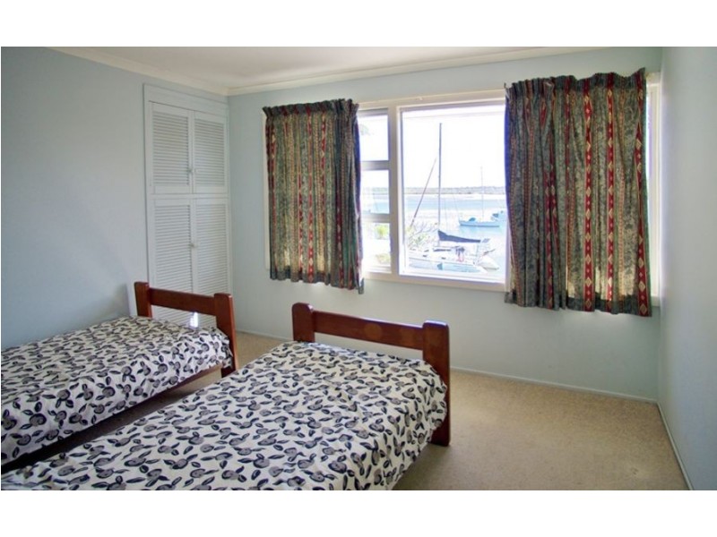 17 The Esplanade, Tin Can Bay QLD 4580