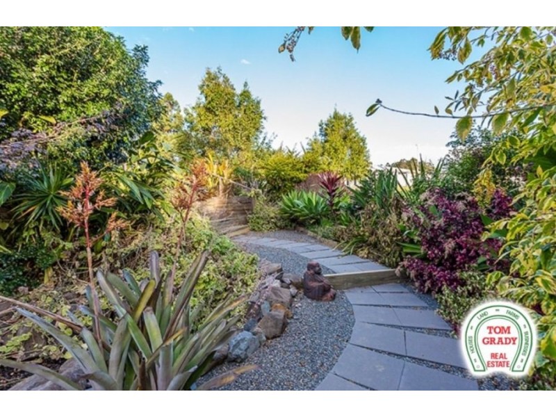 15 Overton Way, Kin Kin QLD 4571