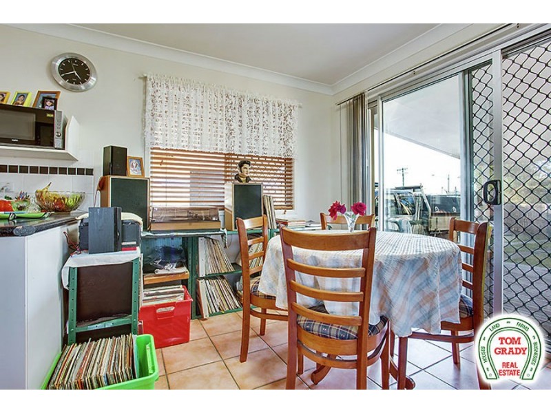 2 Johnstone Road, Southside QLD 4570