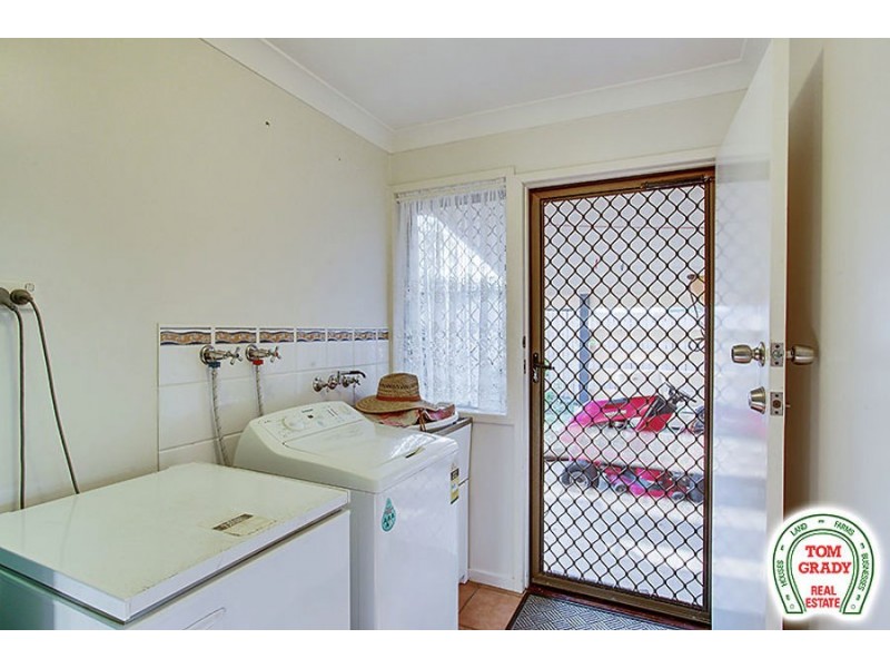 2 Johnstone Road, Southside QLD 4570