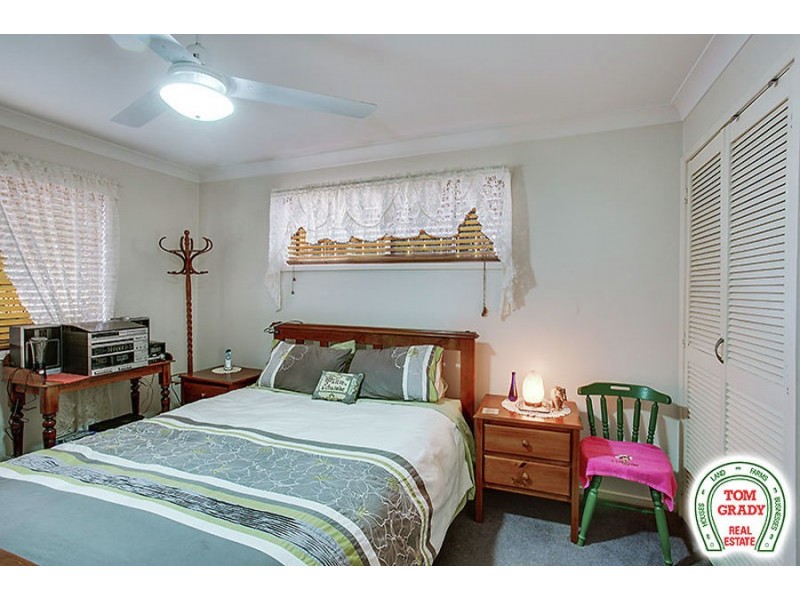 2 Johnstone Road, Southside QLD 4570