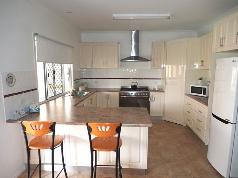 23 Llewellyn Street, Goomeri QLD 4601