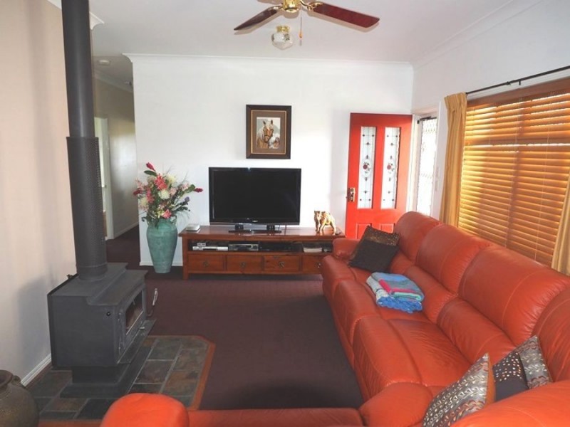 23 Llewellyn Street, Goomeri QLD 4601