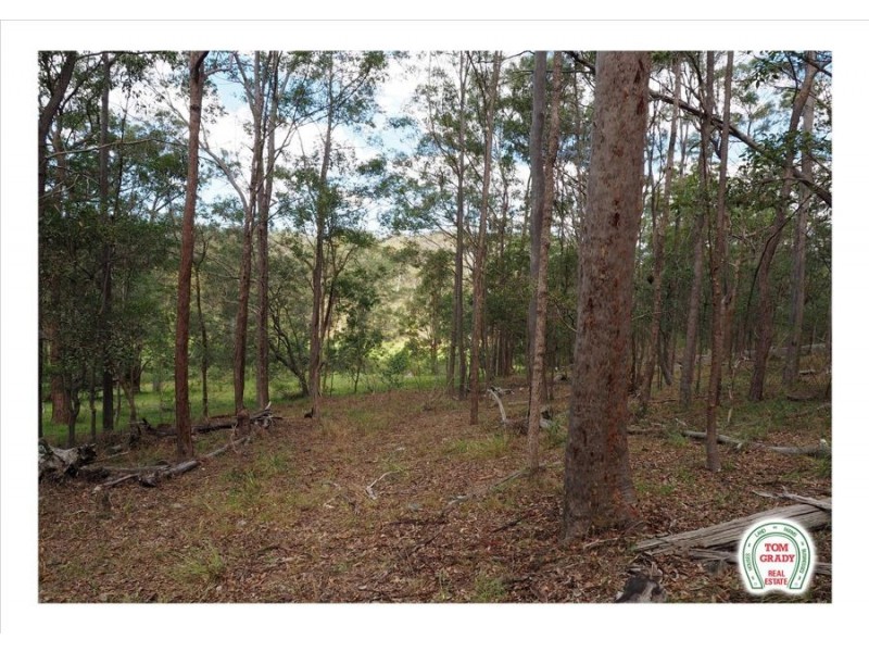 L127 Erins Knob Road, Neerdie QLD 4570