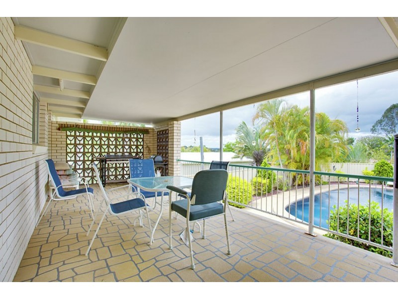 2 Grevillea Avenue, Southside QLD 4570