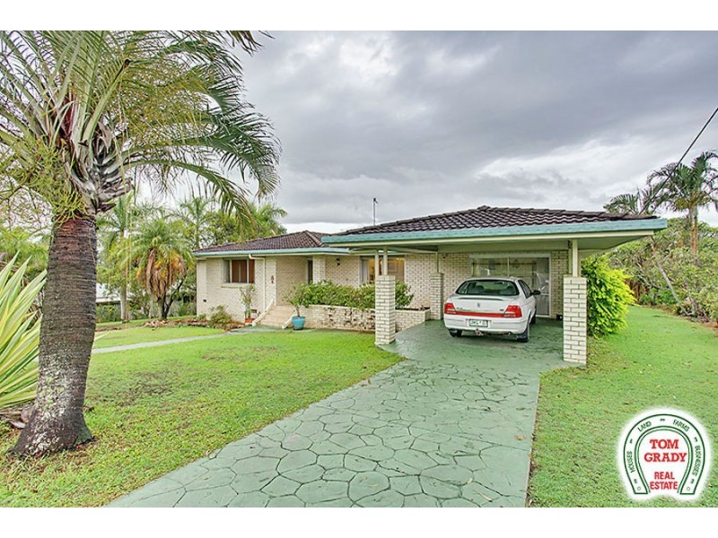 2 Grevillea Avenue, Southside QLD 4570
