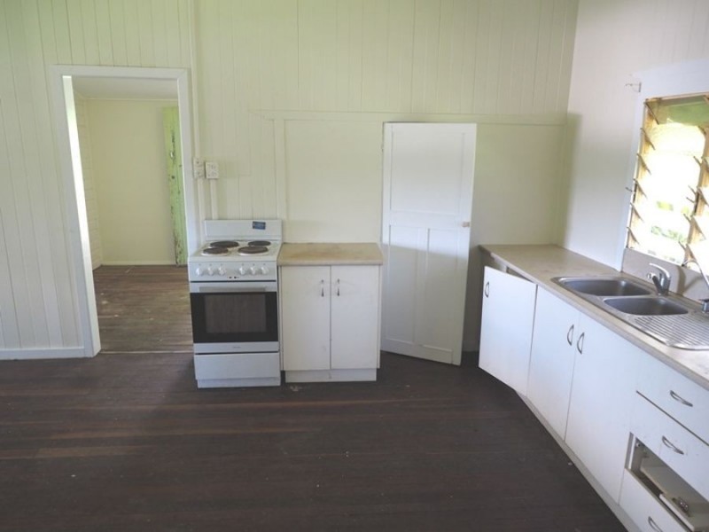 10 May Street, Goomeri QLD 4601