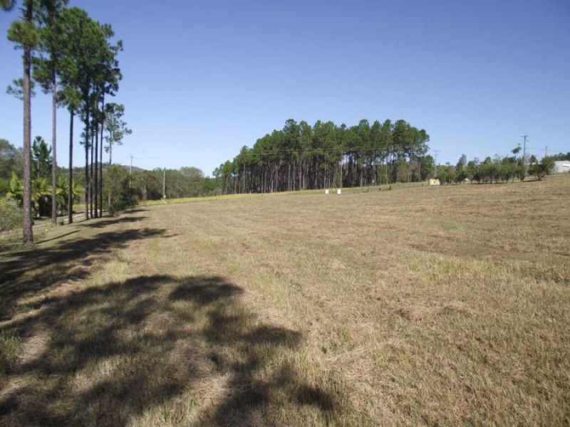 9 Arborten Road, Glenwood QLD 4570