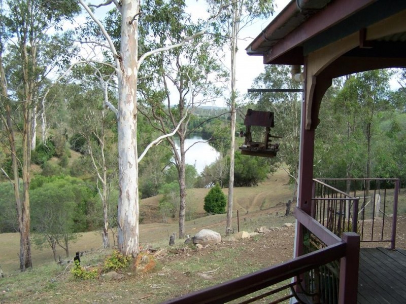 Bells Bridge QLD 4570