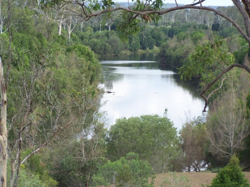 Bells Bridge QLD 4570