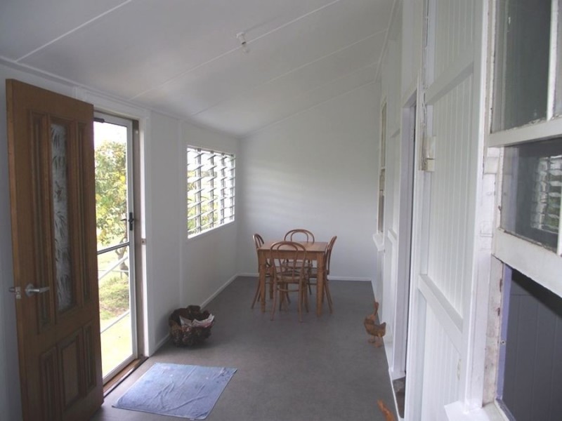 7 Theebine Road, Theebine QLD 4570