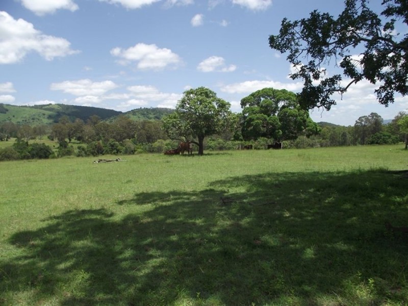 220 Wards Road, Glenwood QLD 4570