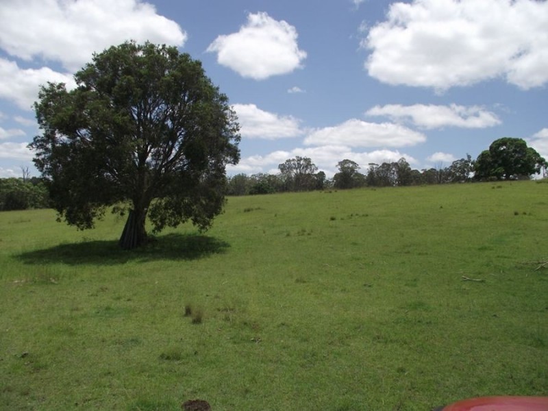 220 Wards Road, Glenwood QLD 4570