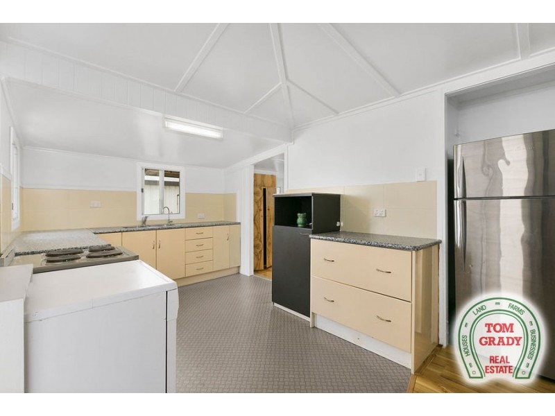 2 Wattle Street, Kilkivan QLD 4600