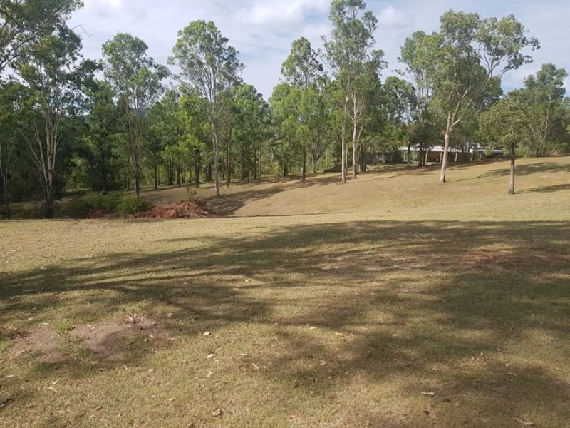 39 Rammutt Road, Chatsworth QLD 4570