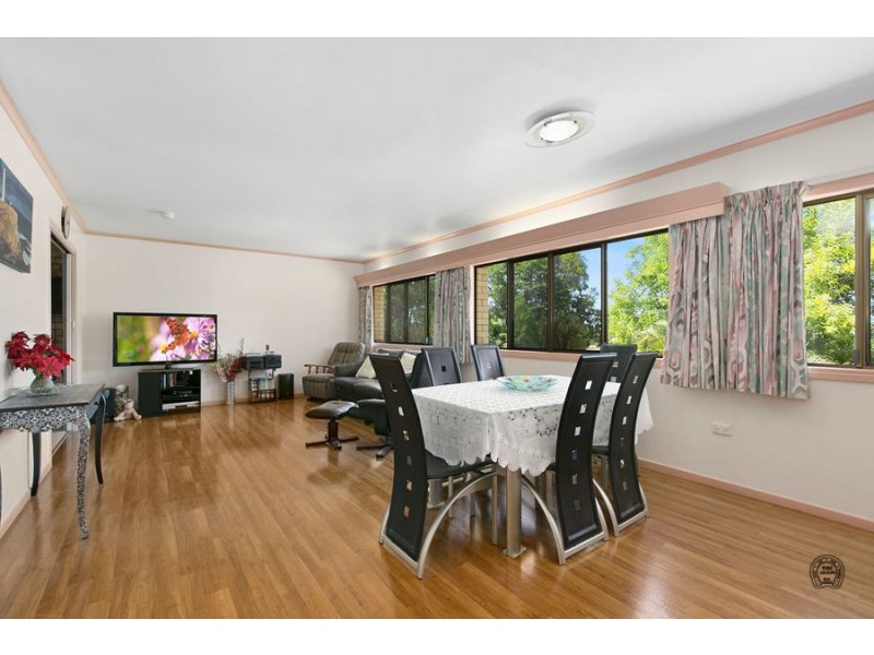 66 Watson Road, Southside QLD 4570