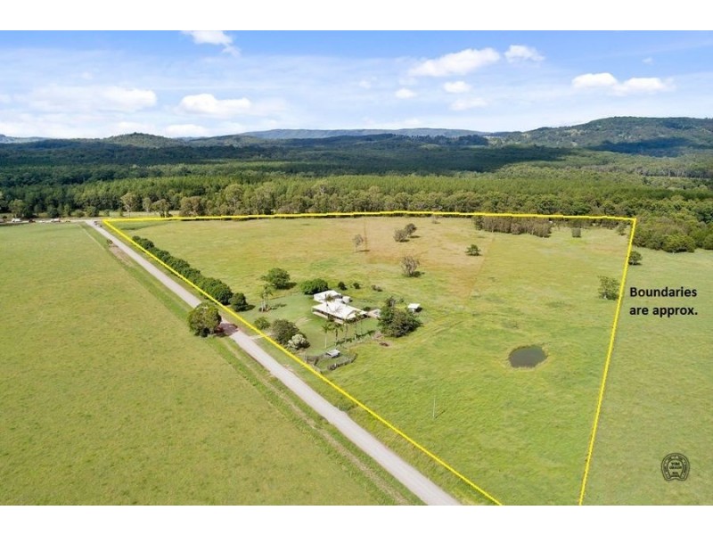 37 Parsons Road, Coondoo QLD 4570