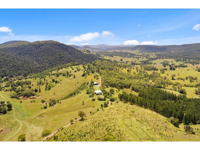 106 East Diggings Road, Glastonbury QLD 4570
