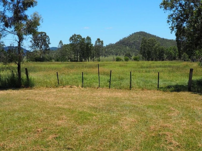 137 Running Creek Road, Kilkivan QLD 4600