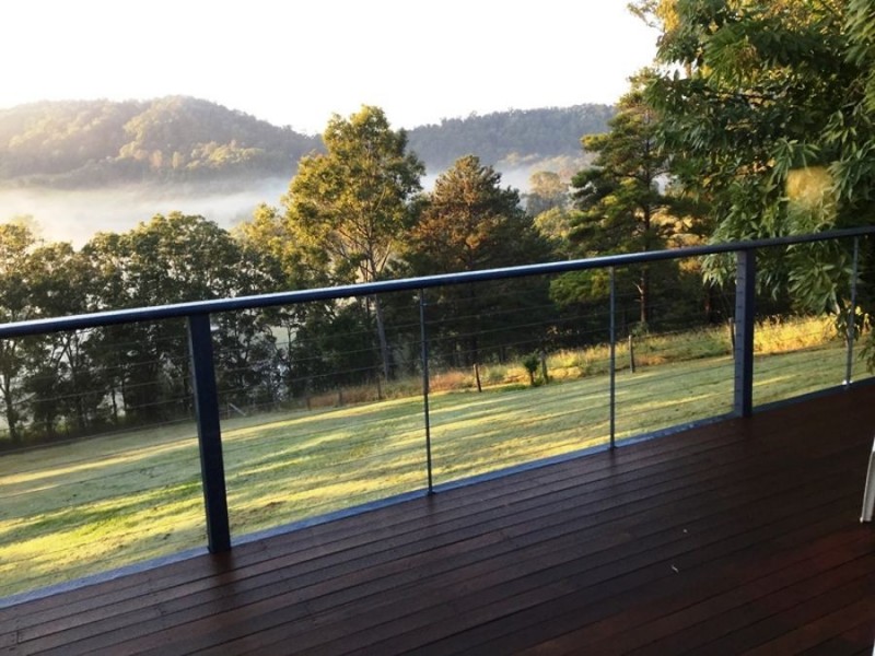 8 Thompson Road, Ross Creek QLD 4570