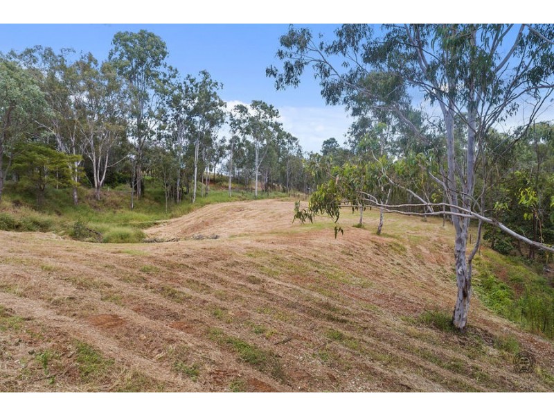 5 Kabi Crescent, Widgee QLD 4570