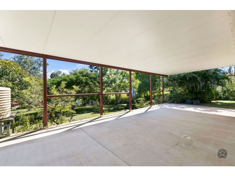 130 Groundwater Road, Southside QLD 4570