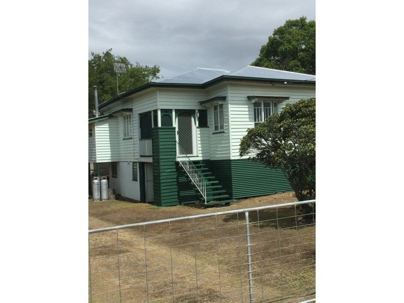 12 Barnes Street, Goomeri QLD 4601