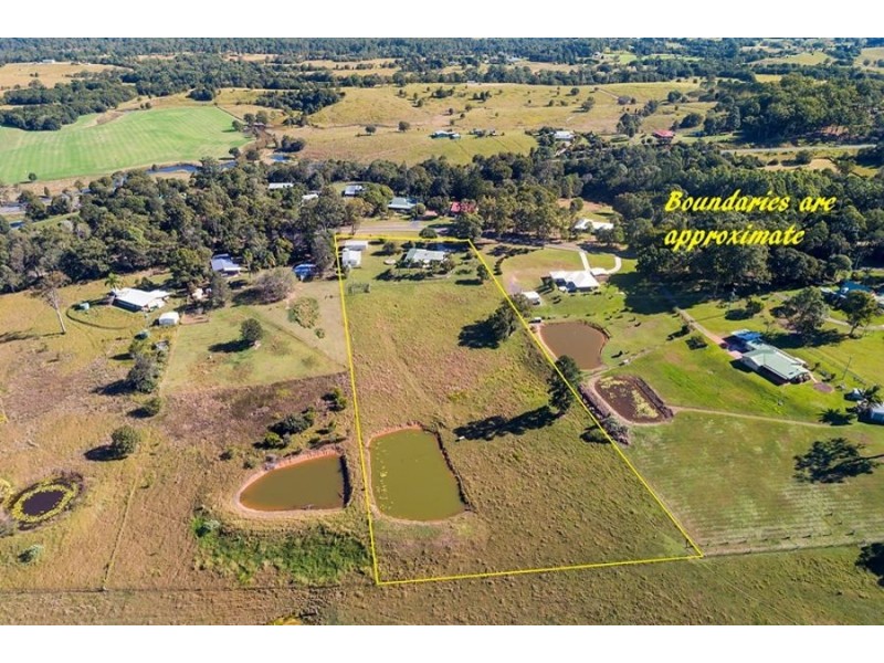 30 Grecian Bends Road, Greens Creek QLD 4570