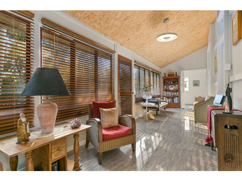 10 Elizabeth Street, Cooran QLD 4569