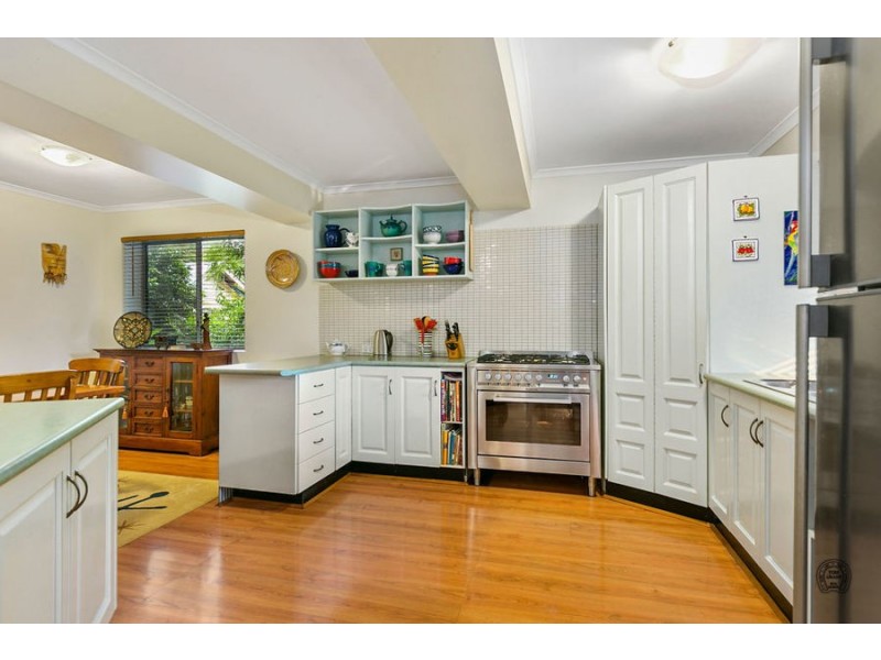 10 Elizabeth Street, Cooran QLD 4569