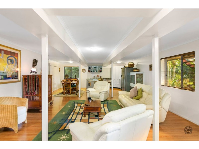 10 Elizabeth Street, Cooran QLD 4569