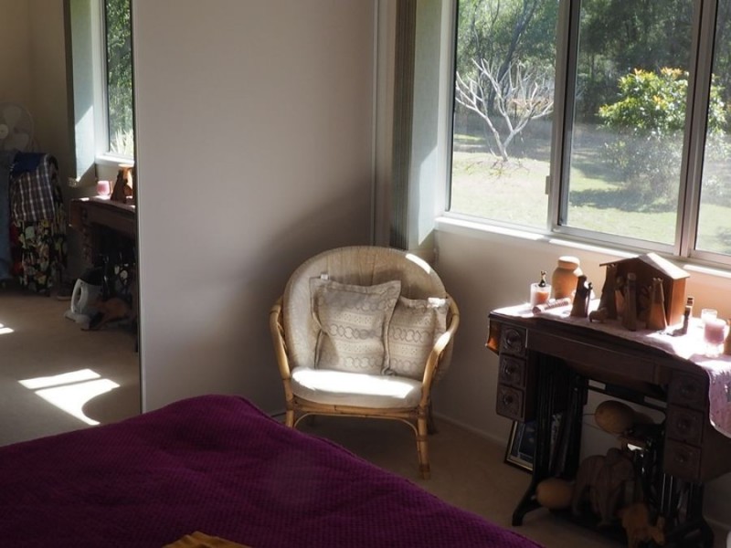 234 McIntosh Creek Road, Jones Hill QLD 4570