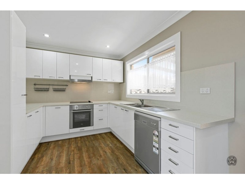 77 Henry Street, Gympie QLD 4570