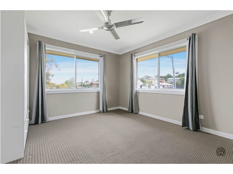 77 Henry Street, Gympie QLD 4570