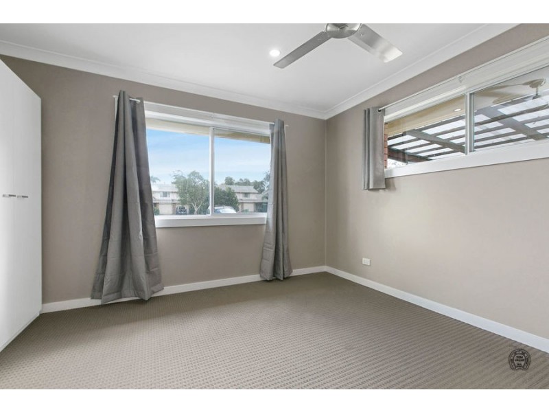 77 Henry Street, Gympie QLD 4570