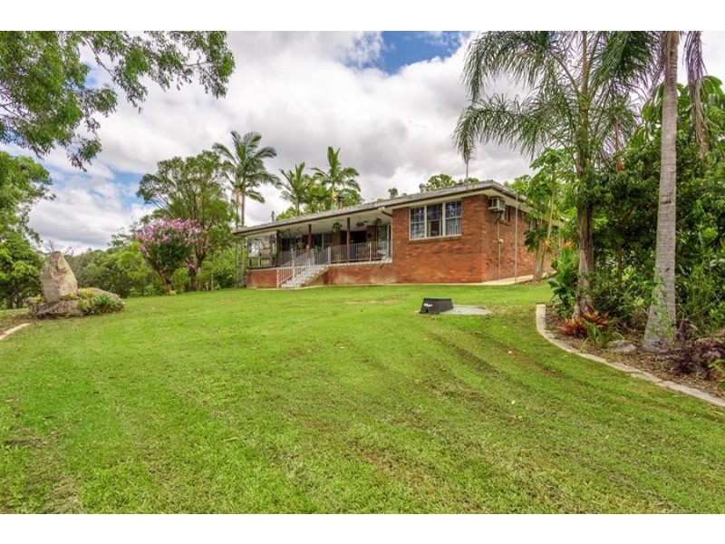561 McIntosh Creek Road, Mcintosh Creek QLD 4570