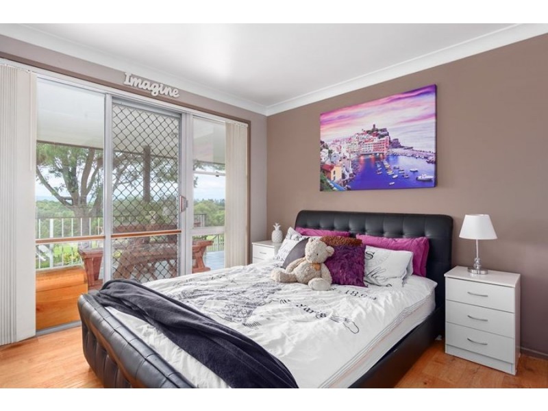 561 McIntosh Creek Road, Mcintosh Creek QLD 4570