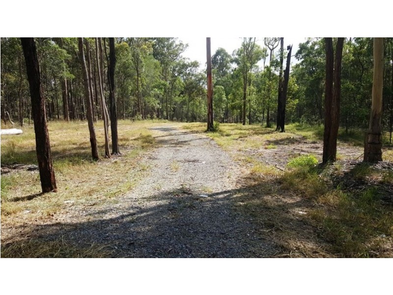 632 Rocks Road, The Palms QLD 4570