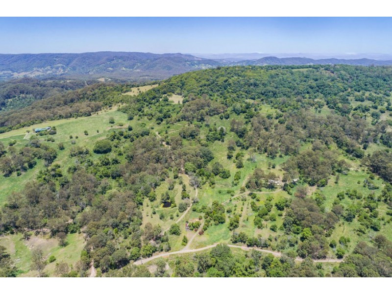 335 Stewart Road, Coondoo QLD 4570