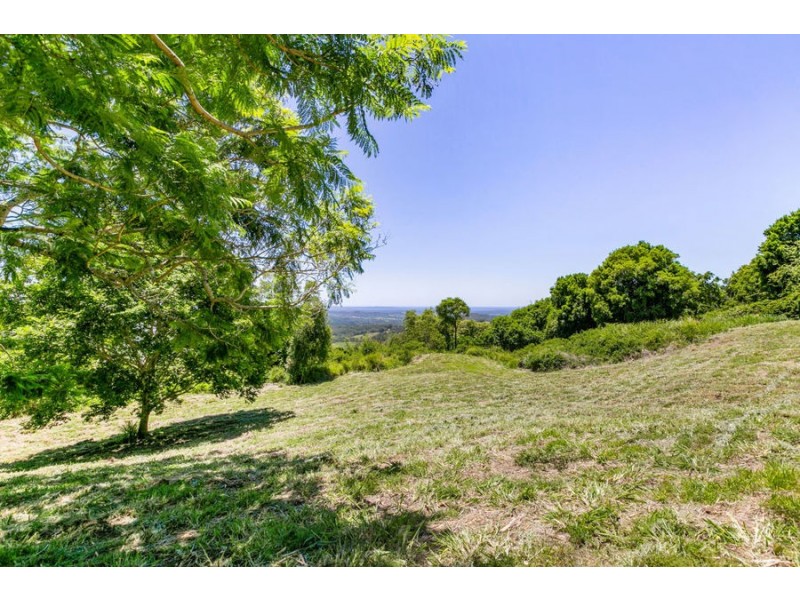 335 Stewart Road, Coondoo QLD 4570