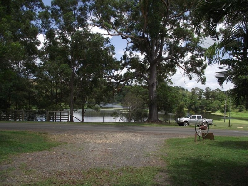 742 Shadbolt Road, Cedar Pocket QLD 4570
