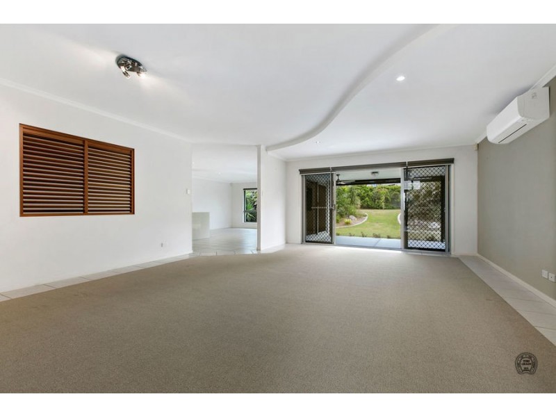 59 Bushland Drive, Southside QLD 4570
