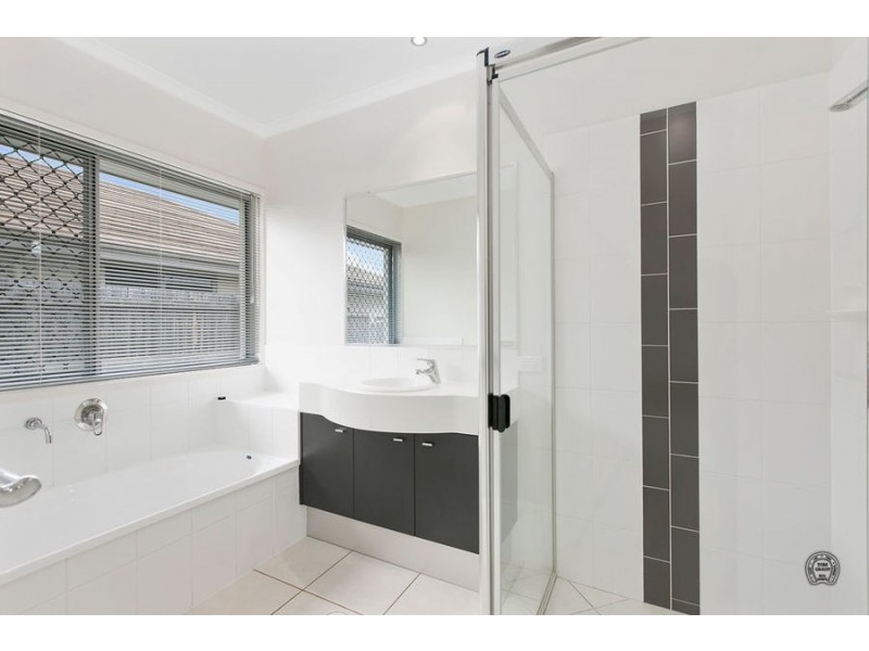 59 Bushland Drive, Southside QLD 4570