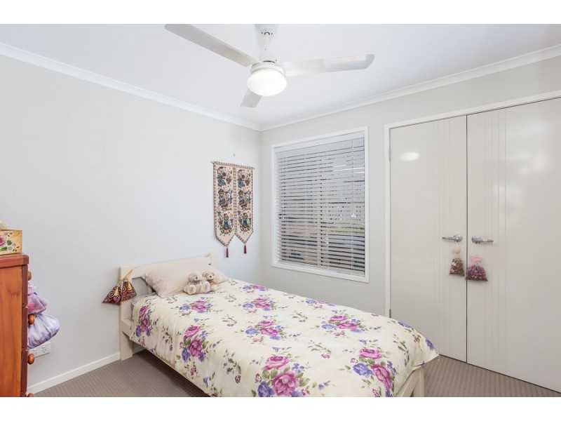 33 Watson Road, Southside QLD 4570